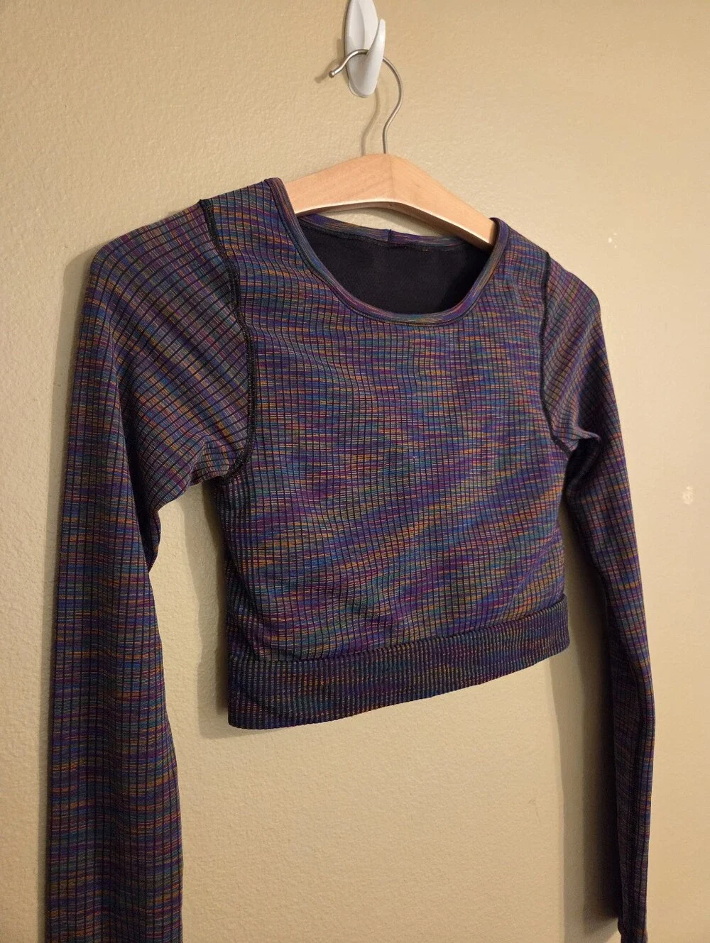 LULULEMON Ebb To Street Seamless Long Sleeve‎ Crop Top Rainbow Multi/Black SZ 4